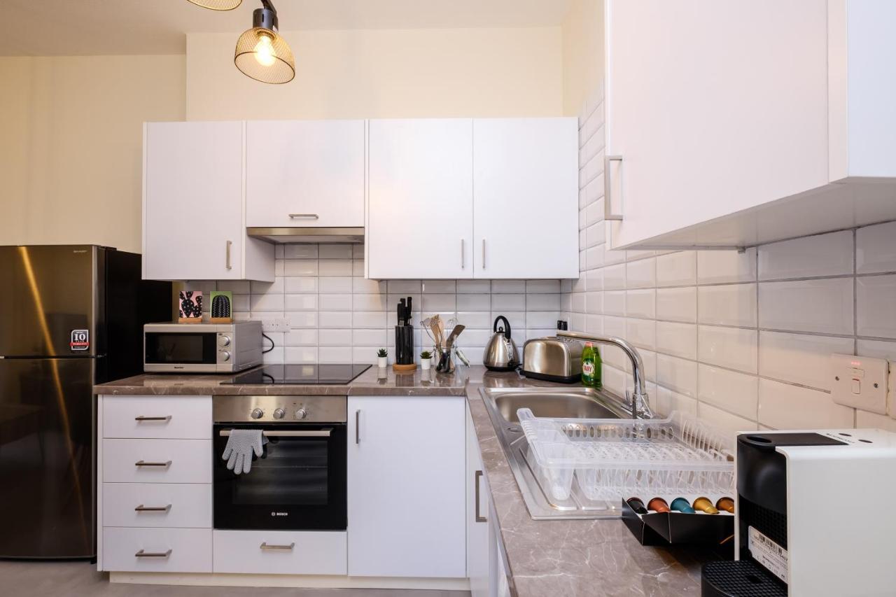 The Joy - Centre One Bedroom Flat Larnaca Extérieur photo